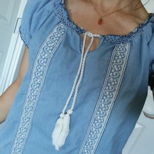 Denim chambray peasant top- sz med